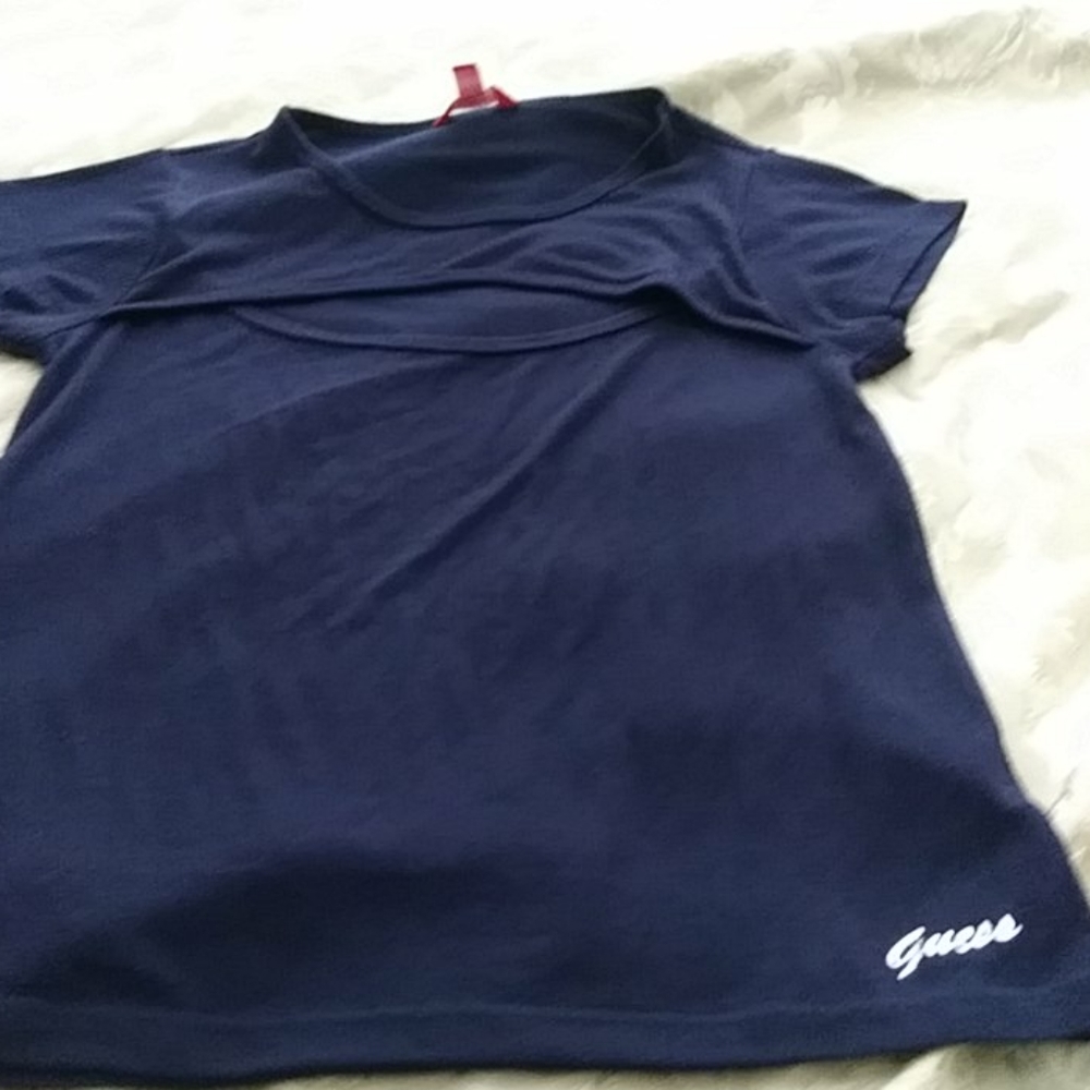 Tee shirt